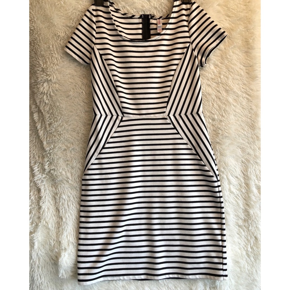 Striped dress!